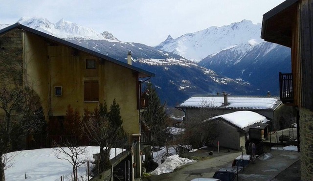 Homerez - Large apartment with terrace and garden