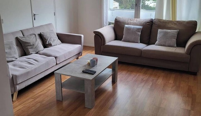 Homerez - Luxurious Apartment in Asnières - 102 sqm