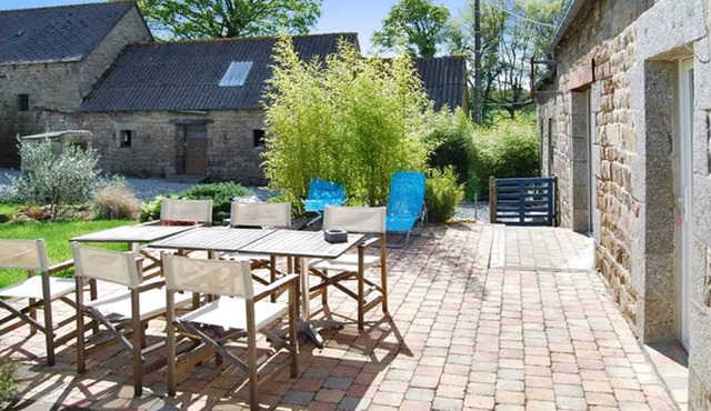 Homerez - Luxurious House Louargat, Enclosed Garden