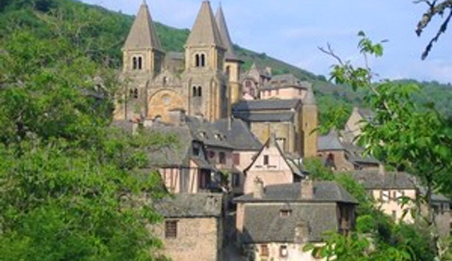 Homerez - Nice house for 6 ppl. with terrace at Conques-en-Rouergue