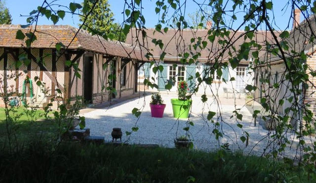 Homerez - Nice house for 2 ppl. with garden and terrace at Souvigny-en-Sologne