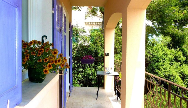 Homerez - Nice appartement 6 km away from the beach for 2 ppl. at La Garde