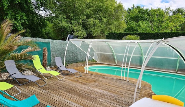 Homerez - Nice house for 8 ppl. with swimming-pool and terrace at Labouheyre