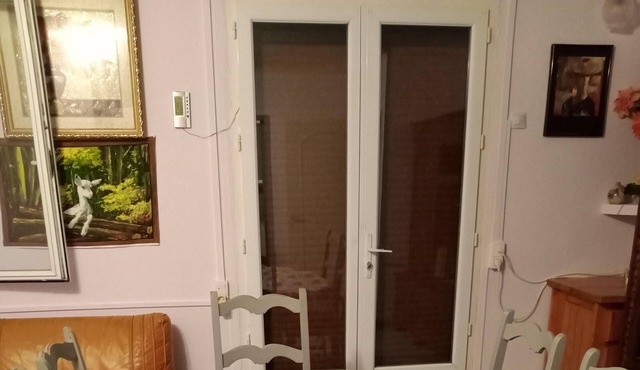 Homerez - Nice house for 6 ppl. with garden, terrace and balcony at Montluçon