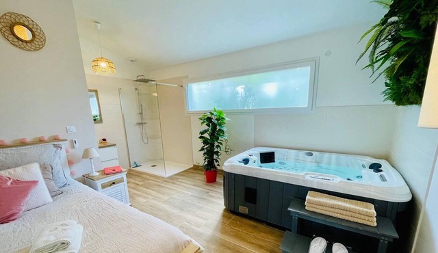 Homerez - Nice house for 2 ppl. with jacuzzi at Uchaux