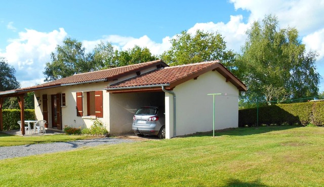 Homerez - Nice house for 4 ppl. with shared pool, garden and terrace at Gorses