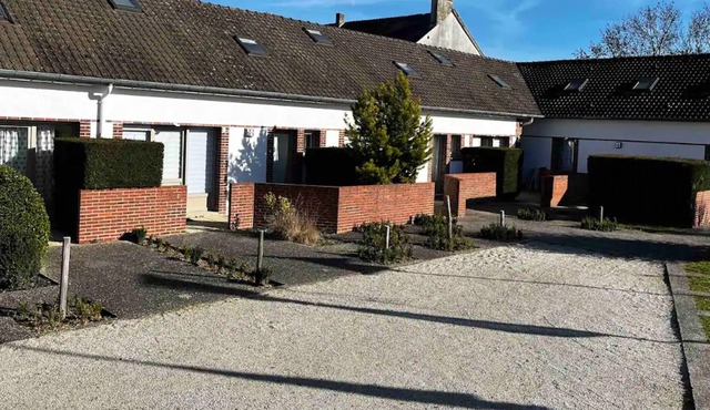 Homerez - Nice house for 7 ppl. with garden and terrace at Moussy