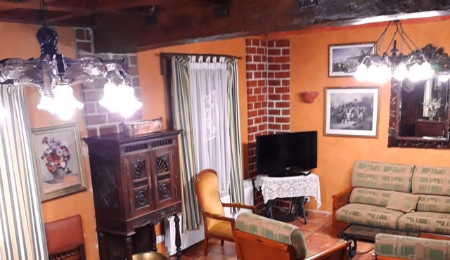 Homerez - Nice house for 6 ppl. with garden at Ivanrey