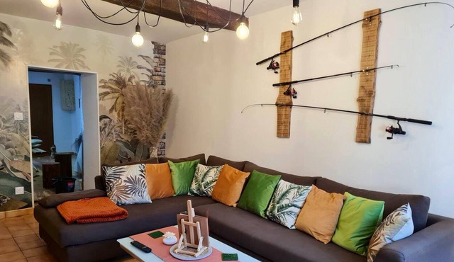 Homerez - Nice house for 4 ppl. with terrace at Deville