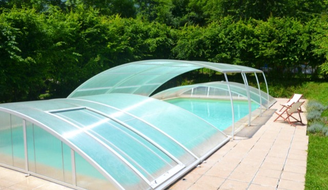 Homerez - Nice house for 6 ppl. with shared pool, garden and terrace at Gembrie