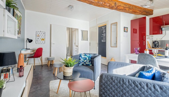 Homerez - Nice house for 2 ppl. with garden at Libourne