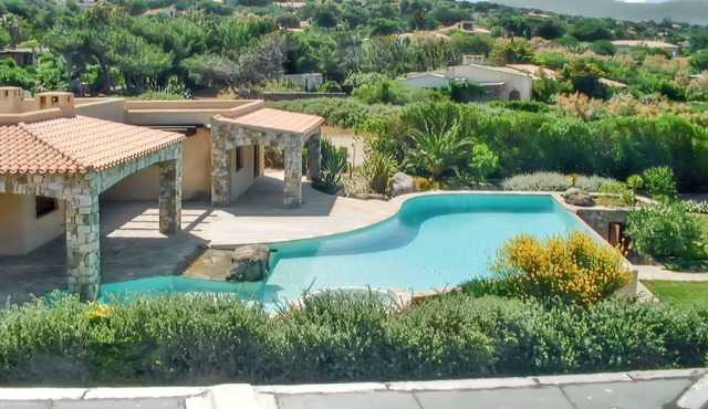 Homerez - Panoramic Villa with Sea and Mountain Views in Corbara