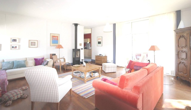 Homerez - Spacious house for 8 ppl. with garden and terrace at Annecy-le-Vieux