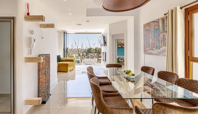 Homerez - Spacious apartment with pool in the heart of Murcia - 128 m²