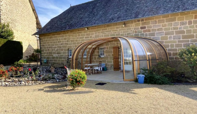 Homerez - Spacious house for 6 ppl. with garden and terrace at Saint-Aulaire