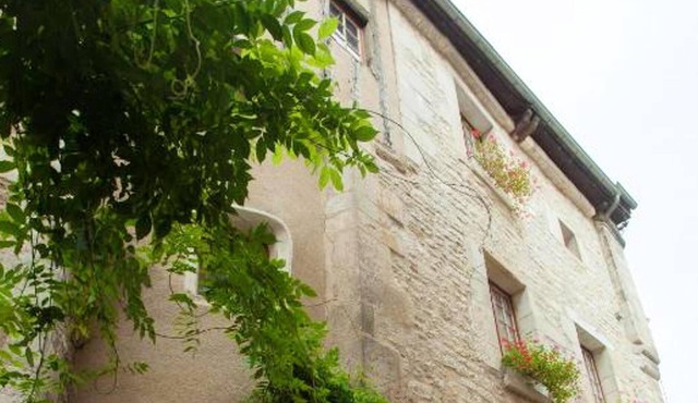 Homerez - Spacious house for 6 ppl. with jacuzzi at Chablis