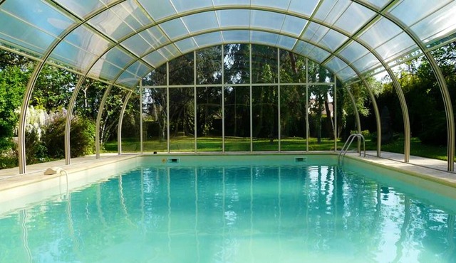 Homerez - Spacious house for 8 ppl. with shared pool and garden at Duravel