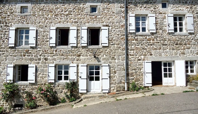 Homerez - Spacious House in Palladuc, Mountain View