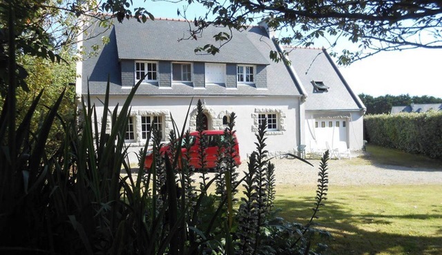 Homerez - Spacious house with garden in Plogoff