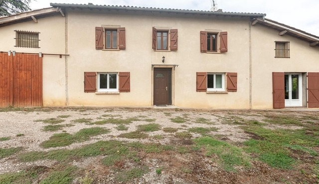 Homerez - Spacious house for 6 ppl. at Puycelsi