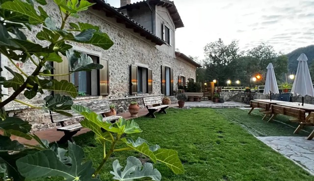 Homerez - Spacious House in Ogassa with Terrace and BBQ