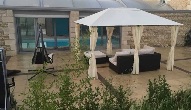 Homerez - Spacious villa near Poitiers with private pool