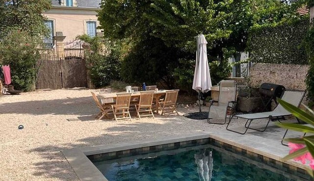 Homerez - Spacious villa in Puimisson with private pool
