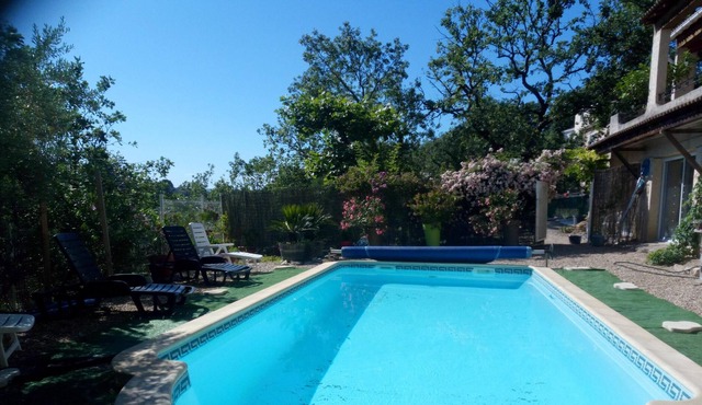 Homerez - Spacious villa for 8 ppl. with swimming-pool and terrace at Ners