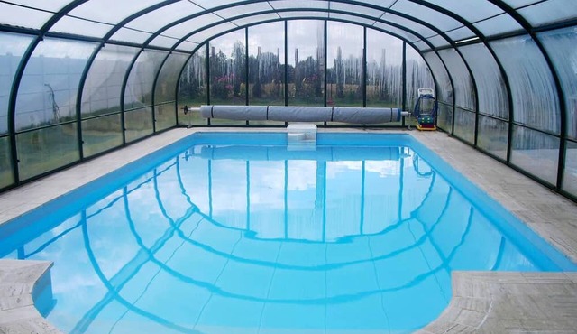 Homerez - Spacious Villa in Plérin with Private Pool