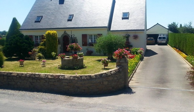 Homerez - Studio 10 km away from the beach for 3 ppl. with garden at Guérande