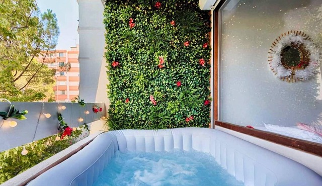 Homerez - Studio for 2 ppl. with shared pool, jacuzzi and balcony at Montpellier