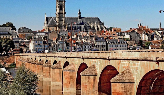 Homerez - Studio Lake View, Nevers