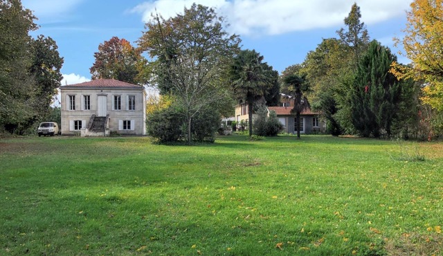 Homerez - T2 with Garden in Le Pian-Médoc