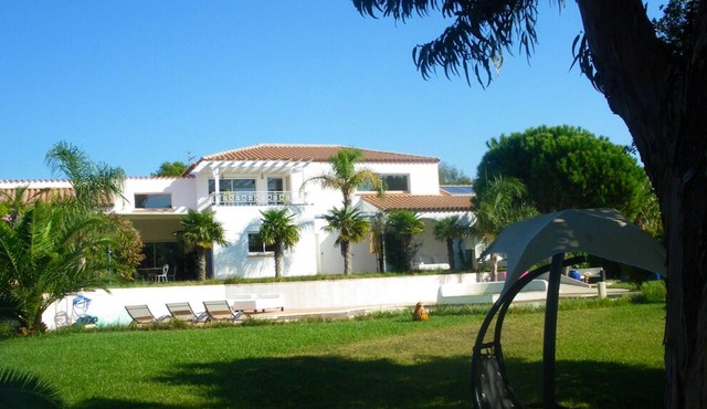 Homerez - Villa 10 km away from the beach with swimming-pool, jacuzzi and garden