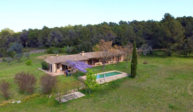 Homerez - Villa for 10 ppl. with swimming-pool, garden and terrace at Camallera