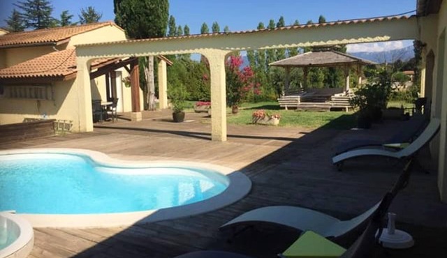 Homerez - Villa for 2 ppl. with swimming-pool, garden and terrace at Alixan
