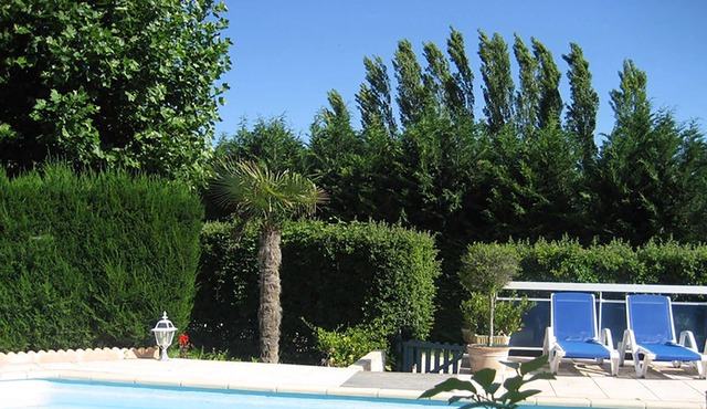 Homerez - Villa for 4 pers. with swimming pool, garden and terrace in Villars