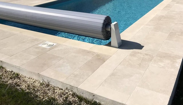 Homerez - Villa for 8 ppl. with swimming-pool, garden and terrace at Virollet