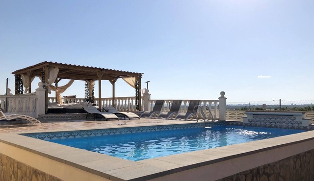 Homerez - Villa for 8 ppl. with swimming-pool, garden and terrace at Olocau