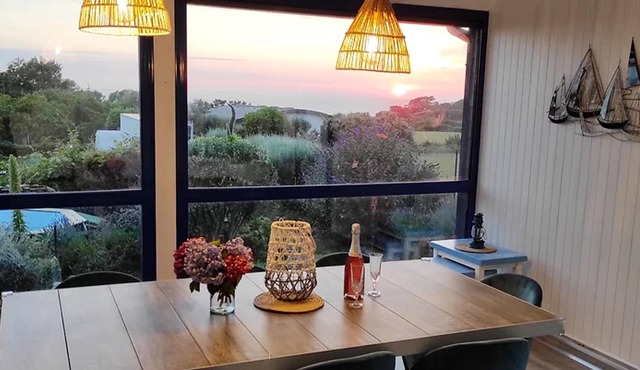 Homerez - Villa for 9 ppl. with swimming-pool, sea view and garden at Le Conquet