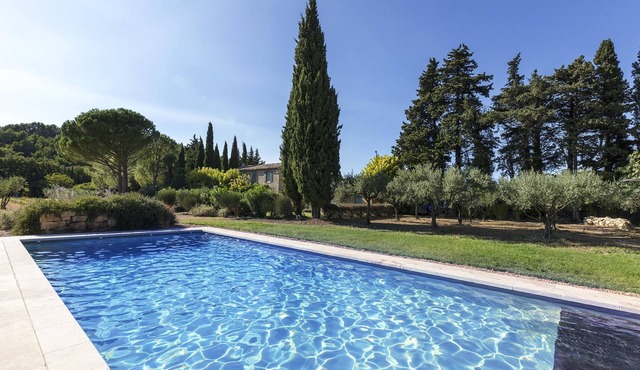 Homerez - Villa With swimming pool