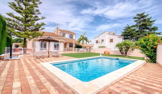 Homerez - Villa in Benifayó with pool