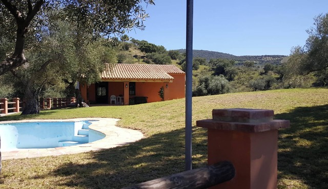 Homerez - Villa in Puerto Serrano