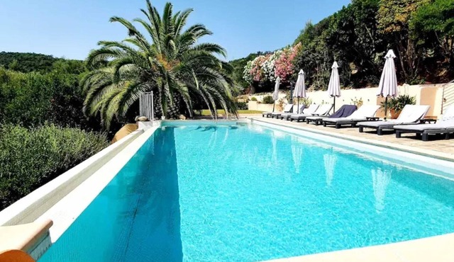 Homerez - Villa in Sari-Solenzara