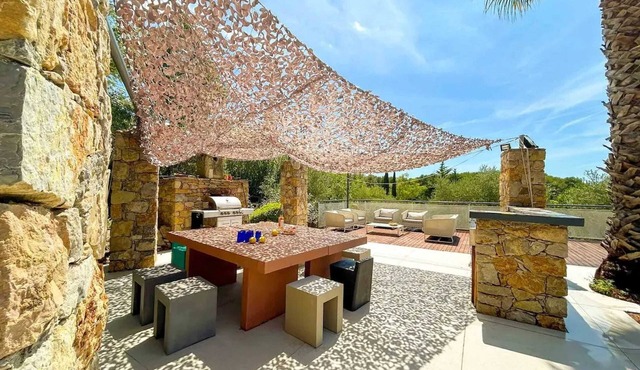 Homerez - Villa in Le Castellet