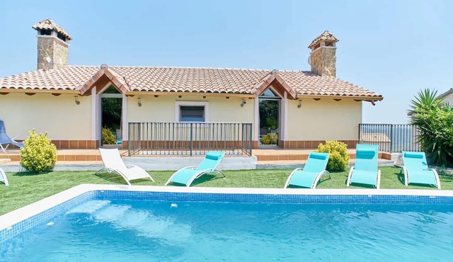 Homerez - Villa in Olivella with pool