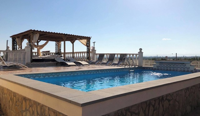 Homerez - Villa in Olocau with pool