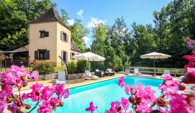 Homerez - Villa with Private Pool in Vézac