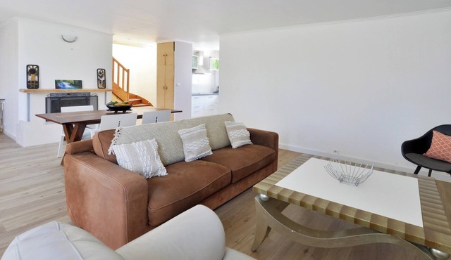 Homerez - Welcoming House in Férolles-Attilly