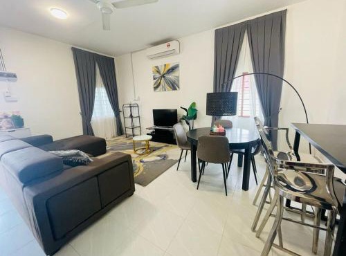 Homestay Arau by KakJa